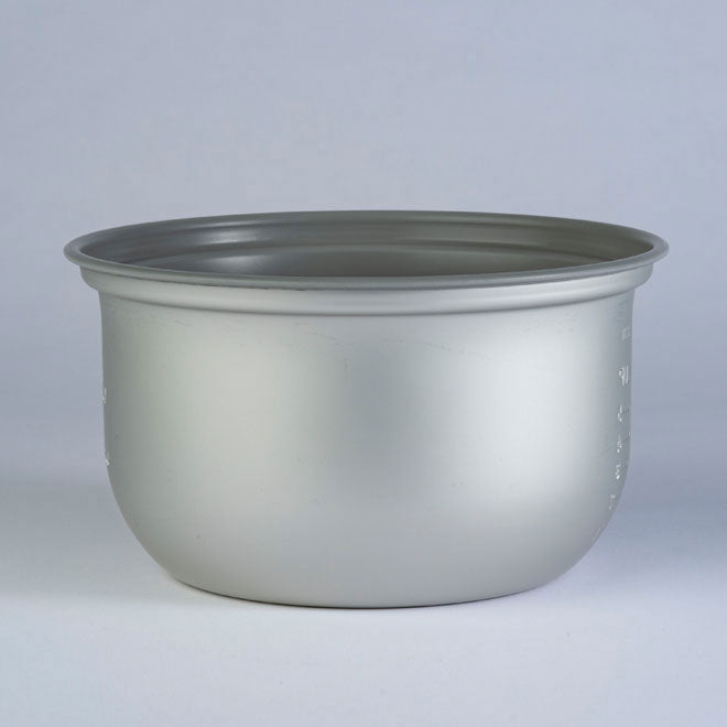 Pan (B211) for NS-RNC10 / RPC10 (5.5 Cup Model) *Not interchangeable with NRC-10 model J8